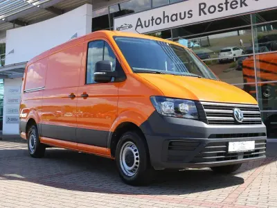 Gebraucht VW Crafter 102 PS (75 kW) 2024 Orange Van