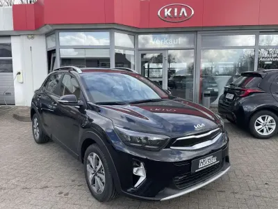 Neu Kia Stonic Vision 101 PS (74 kW) 2025 Schwarz SUV