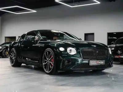 Gebraucht Bentley Continental GT Mulliner 549 PS (403 kW) 2022 Grün Coupé