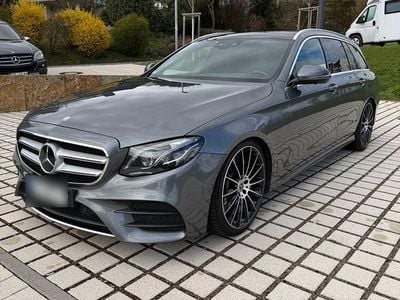 Usata Mercedes E220 AMG line 194 CV (142 kW) 2017 Grigio Station wagon