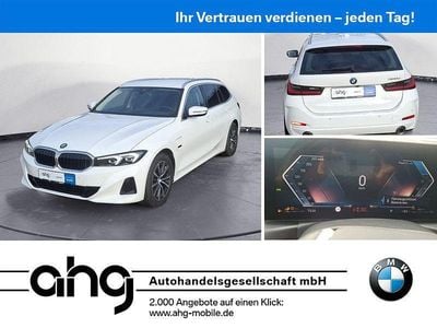 Gebraucht BMW 320 Shadowline 163 PS (119 kW) 2022 Alpinweiss Kombi