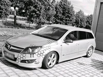 Gebraucht Opel Astra Innovation 205 PS (150 kW) 2007 Silber Kombi