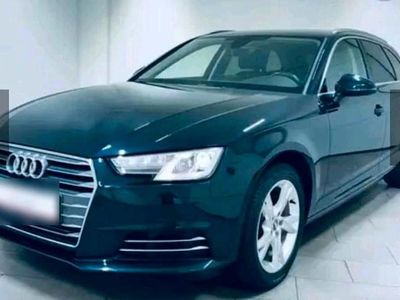 Gebraucht Audi A4 190 PS (139 kW) 2017 Blau Limousine