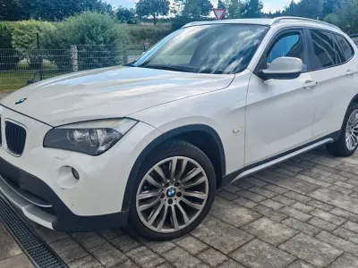 Gebraucht BMW X1 xLine 143 PS (105 kW) 2011 Weiß SUV
