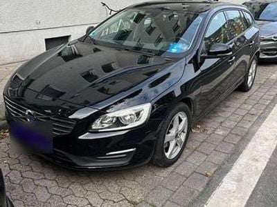 Gebraucht Volvo V60 Ocean Race 114 PS (83 kW) 2015 Kombi
