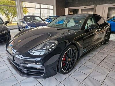 Porsche Panamera GTS