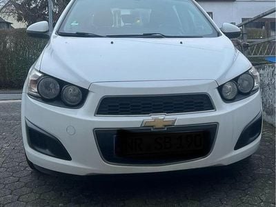 Gebraucht Chevrolet Aveo 101 PS (74 kW) 2011 Weiß Kleinwagen