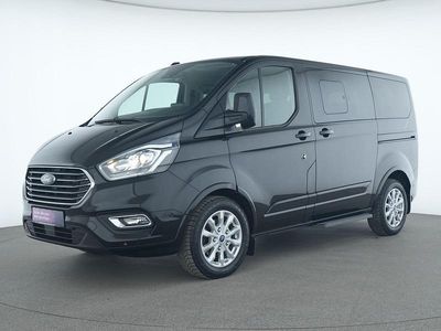 Usata Ford Tourneo Titanium 131 CV (96 kW) 2021 Nero Monovolume