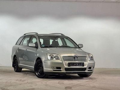 Gebraucht Toyota Avensis Sol 129 PS (94 kW) 2004 Silber Kombi