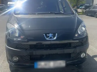 Gebraucht Peugeot 1007 Premium 109 PS (80 kW) 2007 Grau Van / Kleinbus