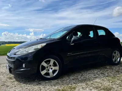 Occasion Peugeot 207 Forever 92 PK (67 kW) 2012 Zwart Sedan