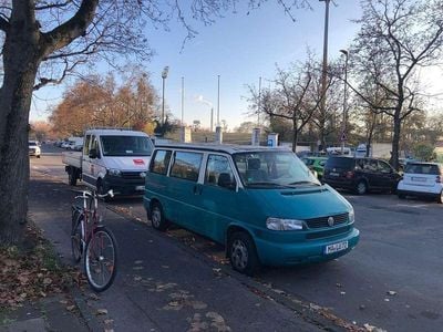 Grün Gebraucht 1996 VW T4 Van | 4.500 €