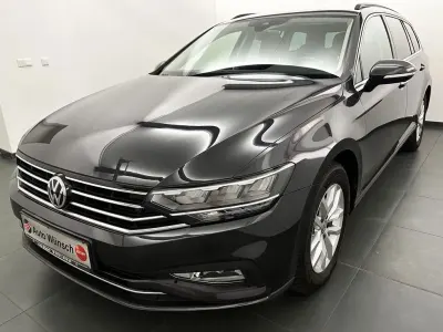 Gebraucht VW Passat Business 150 PS (110 kW) 2019 Mangangrau metallic Kombi