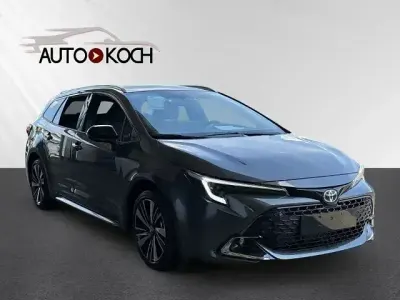 Neu Toyota Corolla 140 PS (102 kW) 2025 Grau Kombi