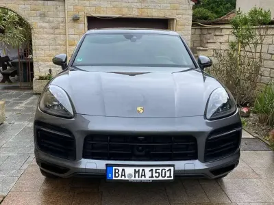 Gebraucht Porsche Cayenne S 441 PS (324 kW) 2019 Grau SUV