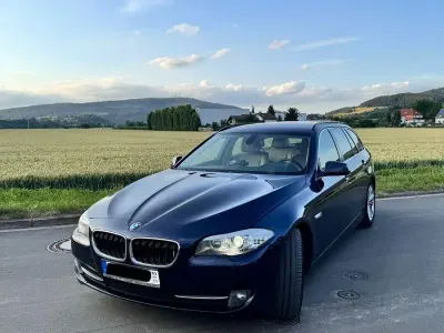 Gebraucht BMW 520 184 PS (135 kW) 2011 Blau Kombi