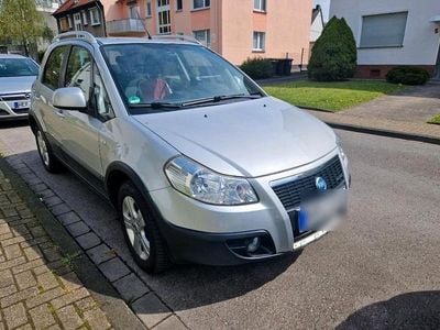 Second-hand Fiat Sedici 120 CP (88 kW) 2008 Argintiu SUV