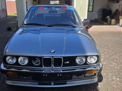 Gebraucht BMW 325 Basis 171 PS (125 kW) 1986 Silber Limousine