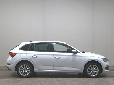 Usata Skoda Scala Ambition 110 CV (80 kW) 2021 Bianco Utilitaria