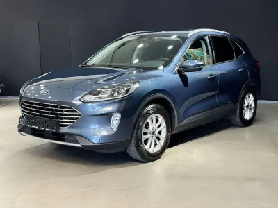 Usata Ford Kuga Titanium 150 CV (110 kW) 2020 Blu SUV