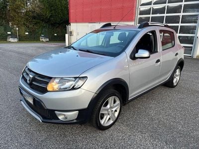 Gebraucht Dacia Sandero Prestige 90 PS (66 kW) 2016 Grau SUV