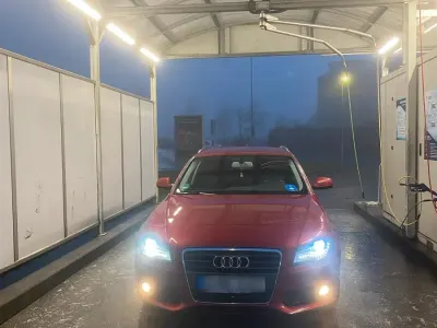 Gebraucht Audi A4 177 PS (130 kW) 2011 Rot Limousine