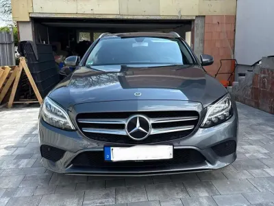 Gebraucht Mercedes C200 160 PS (117 kW) 2019 Grau Kombi