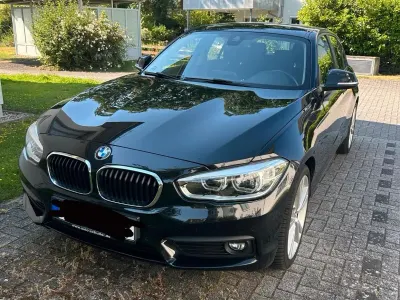 Gebraucht BMW 118 136 PS (100 kW) 2018 Schwarz Limousine