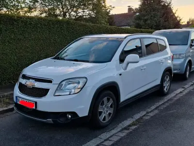 Używany Chevrolet Orlando 141 KM (103 kW) 2012 Biały Minivan