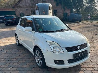 Gebraucht Suzuki Swift 94 PS (69 kW) 2009 Weiß Kleinwagen