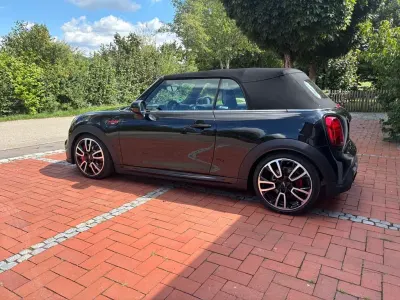 Gebraucht Mini John Cooper Works Cabriolet 231 PS (169 kW) 2022 Schwarz Cabrio