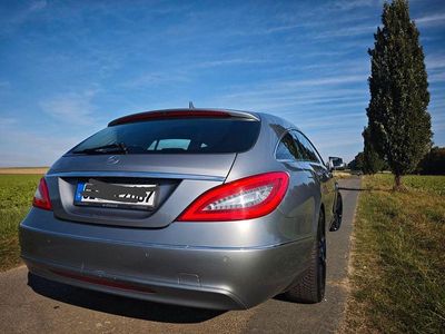 Mercedes CLS350 Shooting Brake