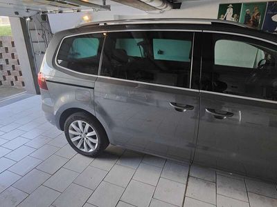 gebraucht VW Sharan 2.0 TDI DSG BlueMotion Technology Highline