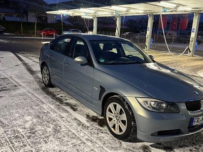 Gebraucht BMW 320 170 PS (125 kW) 2007 Limousine