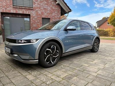 Blau Gebraucht 2023 Hyundai Ioniq 5 SUV | 31.790 € (Etwas zu teuer)