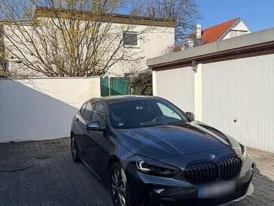 Gebraucht BMW 120 M Sport 178 PS (130 kW) 2021 Grau Kleinwagen