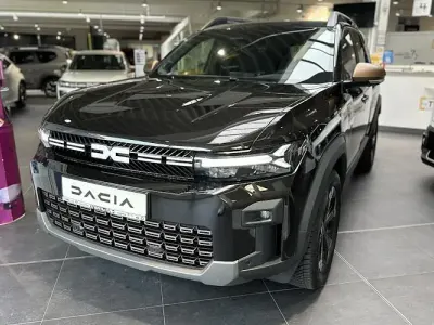 Neu Dacia Bigster Extreme 131 PS (96 kW) 2026 Schwarz SUV
