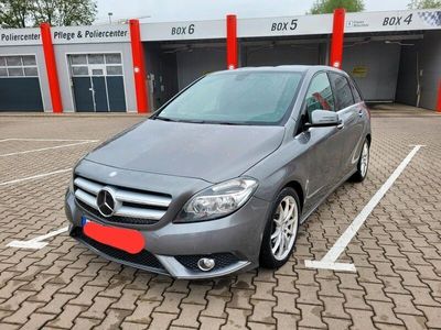 gebraucht Mercedes B180 2013, Dizel, Automatik Getriebe