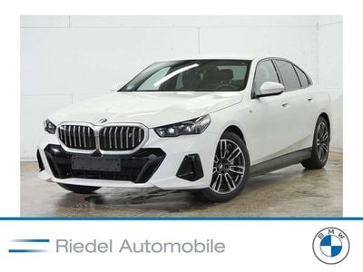 Gebraucht BMW i5 M Sport 250 kW (340 PS) 2025 Mineralweiß metallic Kombi