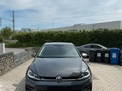 Gebraucht VW Golf VII R-line 150 PS (110 kW) 2019 Grau Kombi