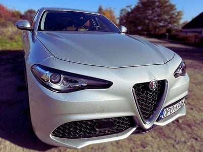 Second-hand Alfa Romeo Giulia 280 CP (205 kW) 2017 Argintiu Berlinǎ