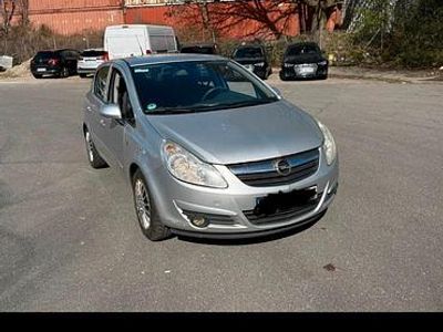 Używany Opel Corsa Edition 2007 Srebrny Hatchback