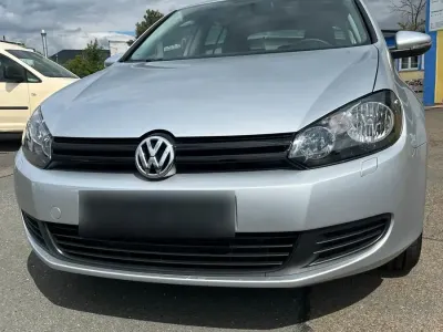 Gebraucht VW Golf VI 80 PS (58 kW) 2010 Silber Kleinwagen