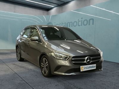 Gebraucht Mercedes B180 Progressive 136 PS (100 kW) 2022 Grau Van / Kleinbus