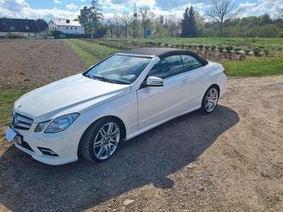 Usata Mercedes E350 AMG 265 CV (194 kW) 2012 Bianco Cabrio