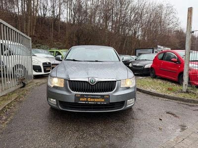 Grau Gebraucht 2009 Skoda Superb Comfort Limousine | 4.499 € (Etwas zu teuer)