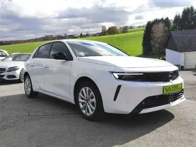 Brugt Opel Astra Enjoy 110 HK (80 kW) 2023 Hvid Sedan