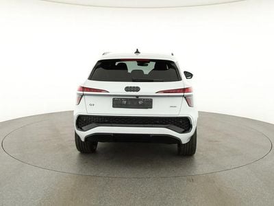 Neu Audi Q3 S-Line 204 PS (150 kW) 2026 Gletscherweiß metallic SUV