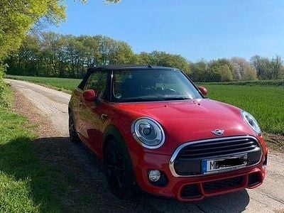 Second-hand Mini Cooper 136 CP (100 kW) 2017 Roșu Hatchback