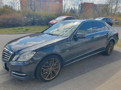 Usata Mercedes E350 265 CV (194 kW) 2011 Grigio Berlina